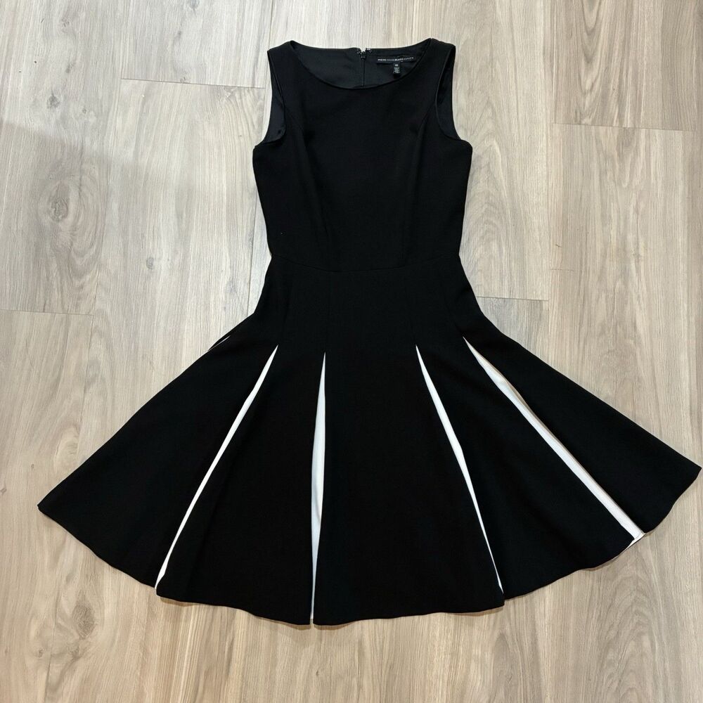 White House Black Market Dress Size 00 Black Fit & Flare Pleated White Insets - Picture 2 of 5